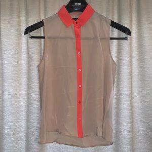 Kardashian’s Sleeveless Summer Blouse